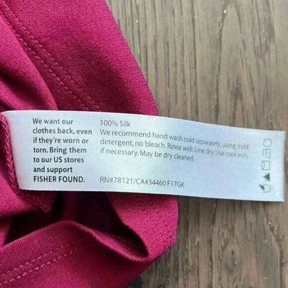 Eileen Fisher 100% Silk Sleeveless Tunic Blouse Size M Cranberry Pink Luxe Top - Picture 3 of 7